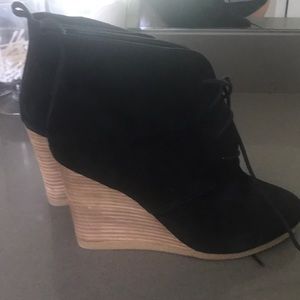 Steve Madden lace booties